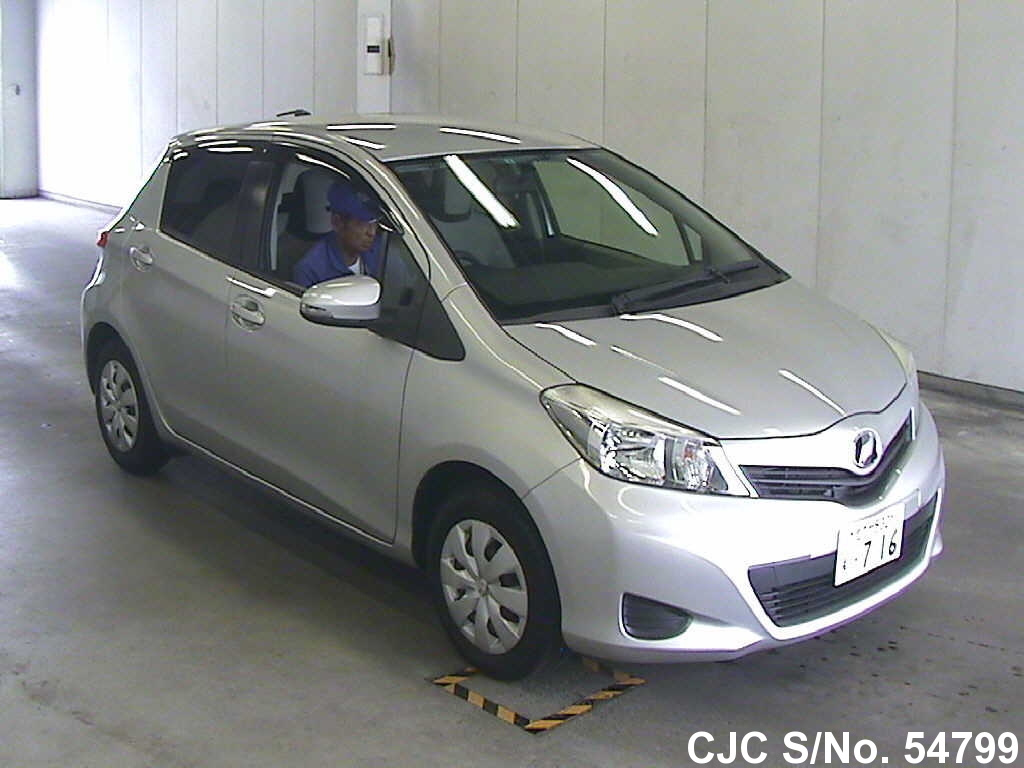 Toyota vitz 2012