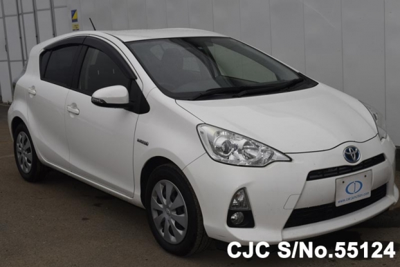 2012 Toyota / Aqua Stock No. 55124