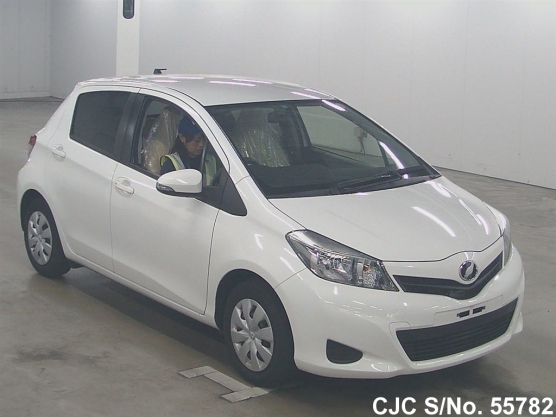 2013 Toyota / Vitz - Yaris Stock No. 55782