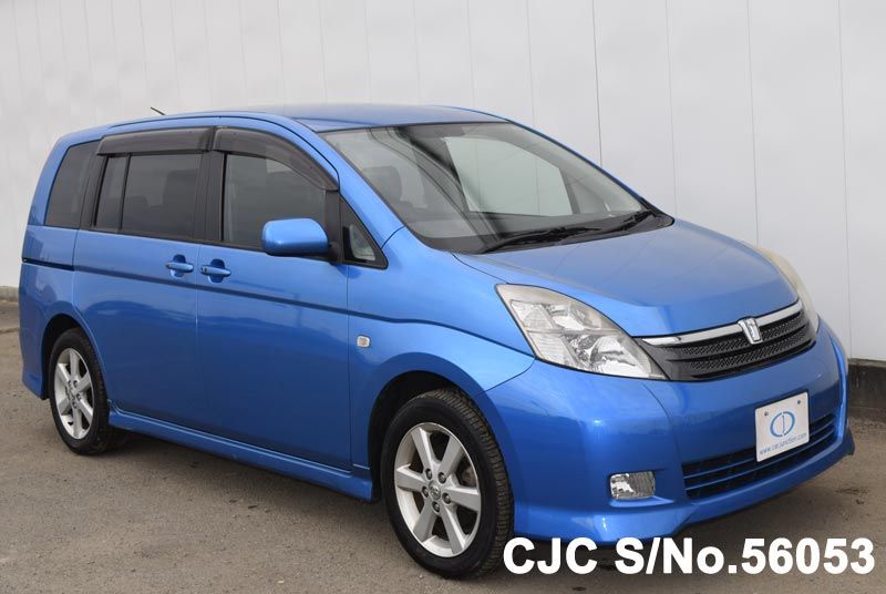 Toyota isis 2005