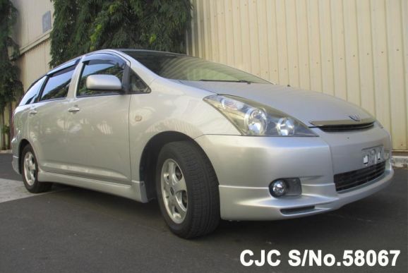 2004 Toyota / Wish Stock No. 58067