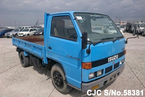 1989 Isuzu / Elf Stock No. 58381