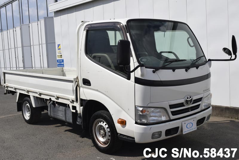 Toyota toyoace википедия