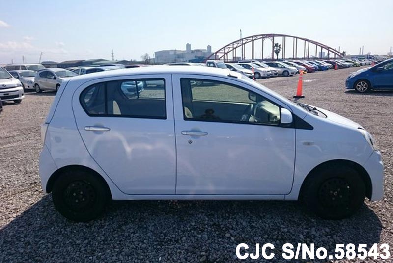 Daihatsu mira 2014