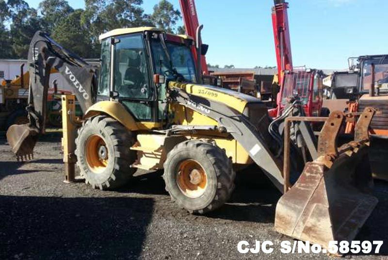 Used Volvo BL71 Backhoe Loader for sale 2007 model CJC 58597