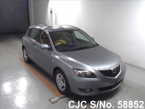 2004 Mazda / Axela Stock No. 58852