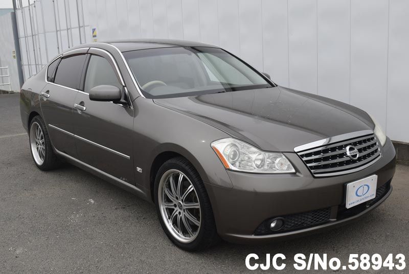 Nissan fuga 2005