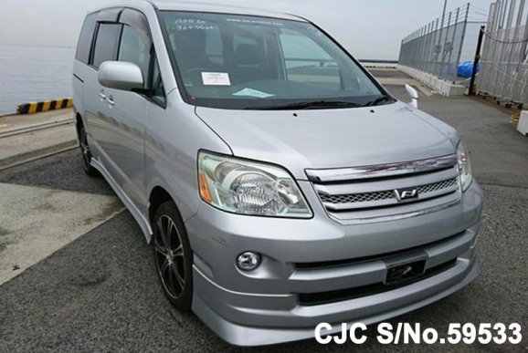 2007 Toyota / Noah Stock No. 59533