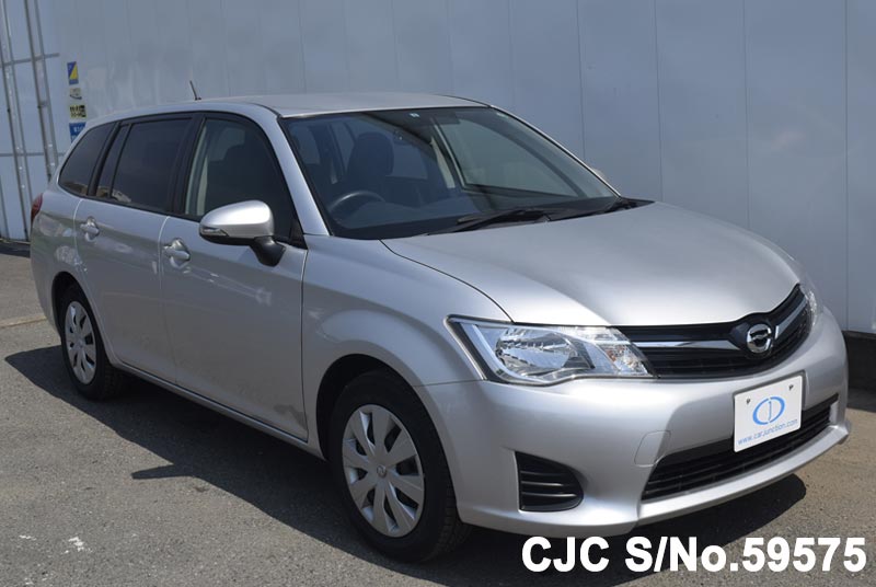 Toyota corolla fielder 2013