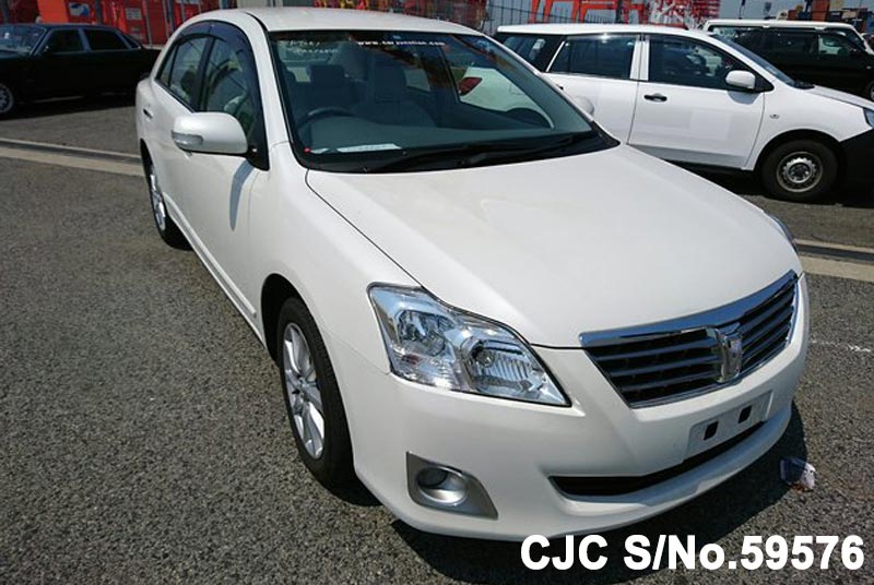 Toyota premio 2012