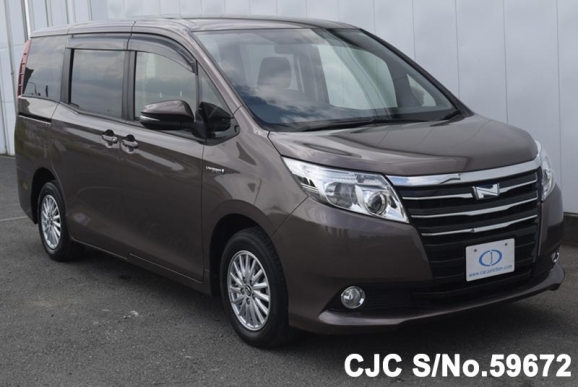 2014 Toyota / Noah Hybrid Stock No. 59672