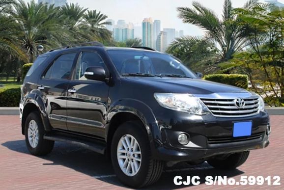 2013 Toyota / Fortuner Stock No. 59912
