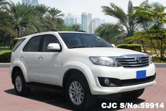2012 Toyota / Fortuner Stock No. 59914