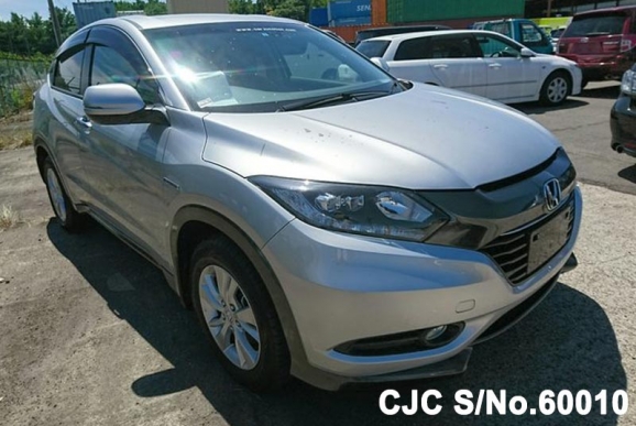 Honda vezel hybrid 4wd