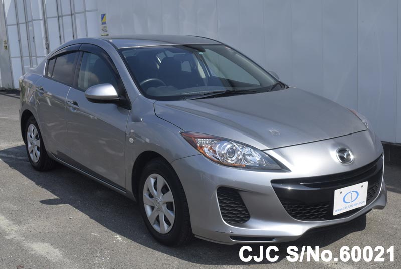 Mazda axela 2012