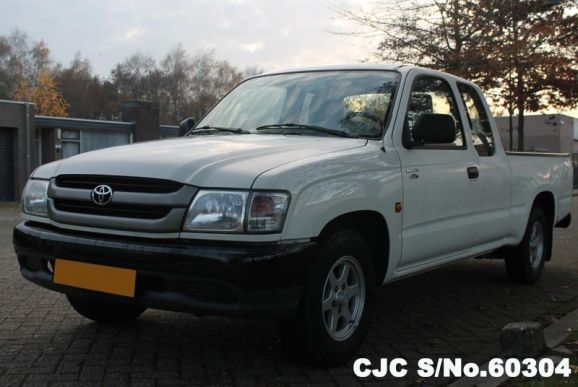 2004 Toyota / Hilux Stock No. 60304