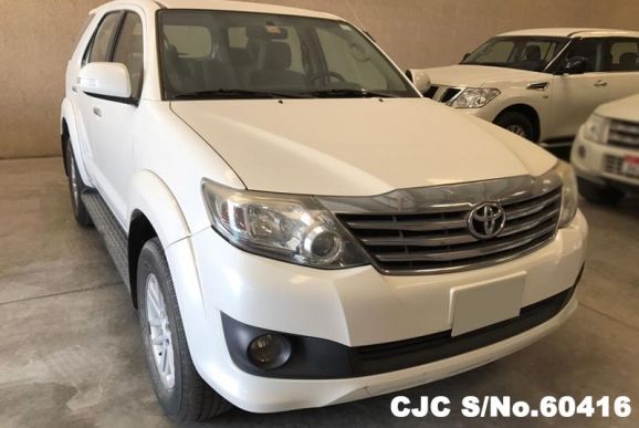 2014 Toyota / Fortuner Stock No. 60416