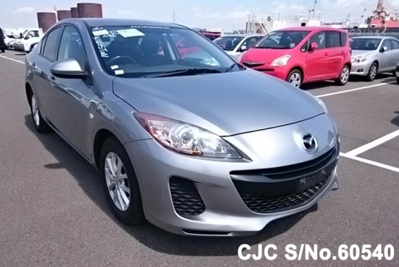 Mazda axela 2012