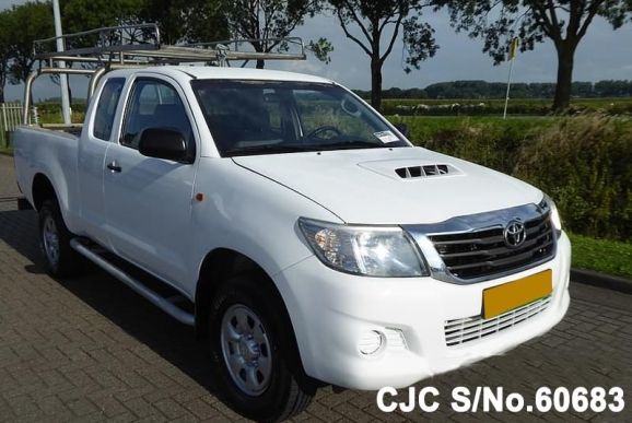 2013 Toyota / Hilux Stock No. 60683