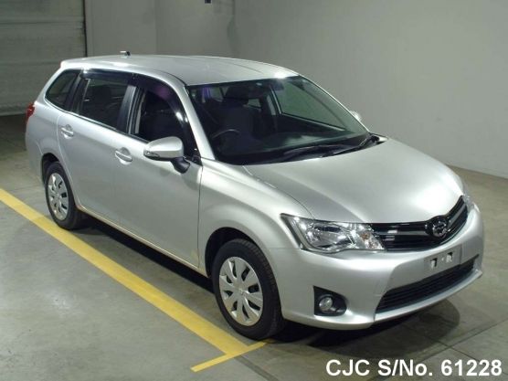 2014 Toyota / Corolla Fielder Stock No. 61228