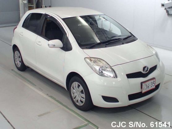 2010 Toyota / Vitz - Yaris Stock No. 61541