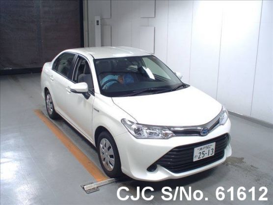 2016 Toyota / Corolla Axio Hybrid Stock No. 61612