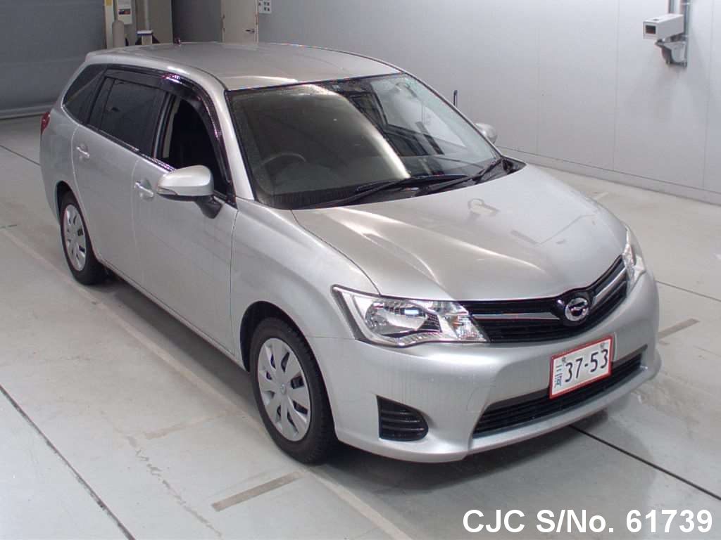 Toyota corolla fielder 2012 Toyota corolla fielder 2012
