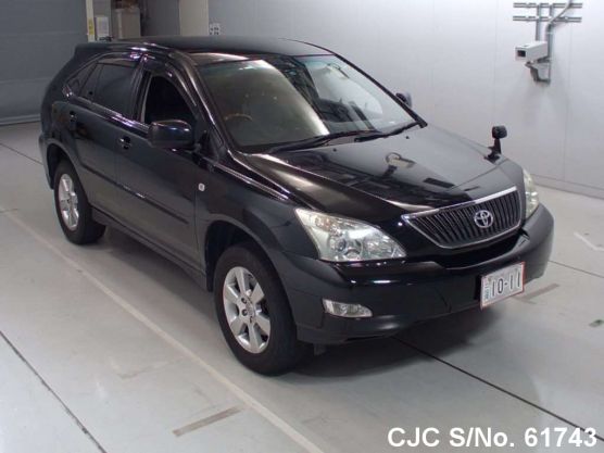 2004 Toyota / Harrier Stock No. 61743