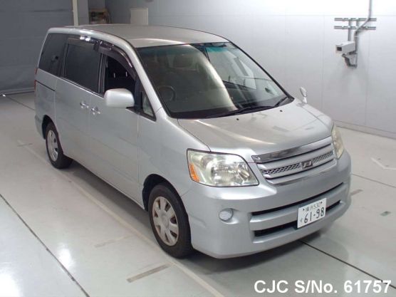 2007 Toyota / Noah Stock No. 61757