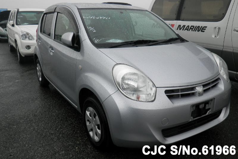 Toyota passo 2012
