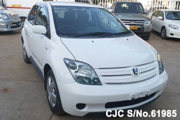 2003 Toyota / IST Stock No. 61985