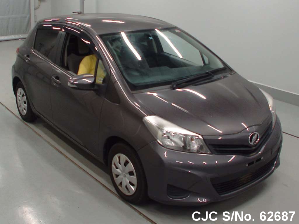 Toyota vitz 2012