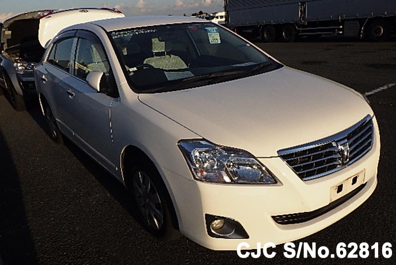 Toyota premio 2012