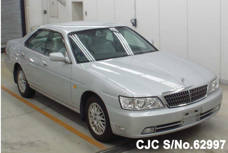 Nissan laurel 2001