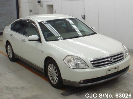 2004 Nissan / Teana Stock No. 63026