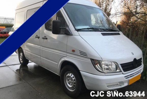 2002 Mercedes Benz / Sprinter Stock No. 63944