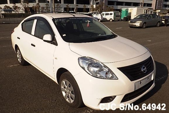 2015 Nissan / Latio Stock No. 64942