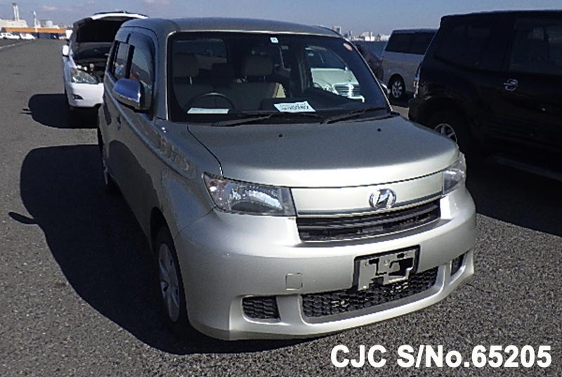 Toyota bb 2008