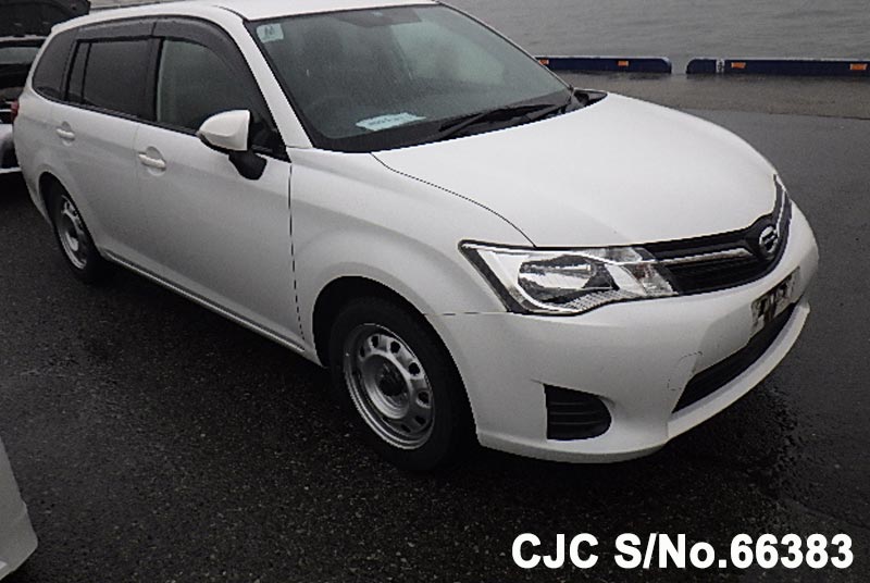 Toyota corolla fielder 2013