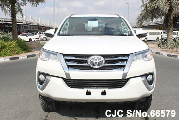 2018 Toyota / Fortuner Stock No. 66579
