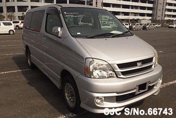 2001 Toyota / Regius Stock No. 66743
