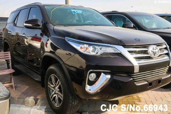2017 Toyota / Fortuner Stock No. 66943