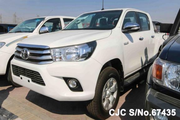 2016 Toyota / Hilux Stock No. 67435