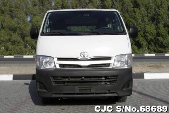 2013 Toyota / Hiace Stock No. 68689