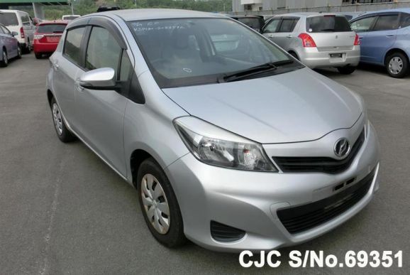 2013 Toyota / Vitz - Yaris Stock No. 69351