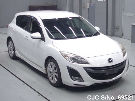 2009 Mazda / Axela Stock No. 69521