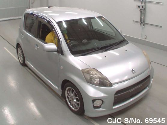 2005 Toyota / Passo Stock No. 69545