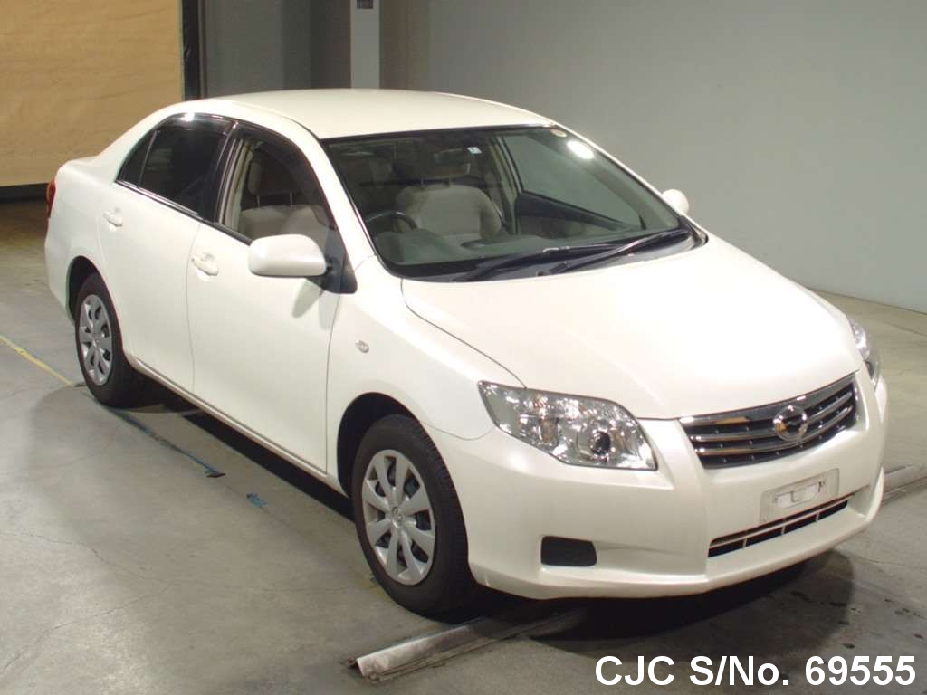 Toyota corolla axio 2010