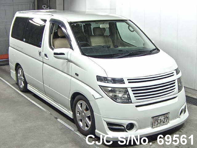 Nissan elgrand 2003