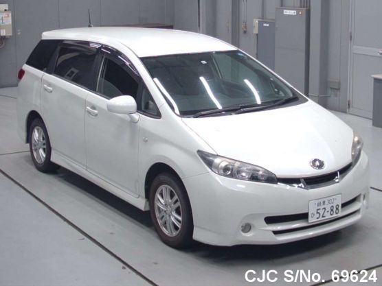 2010 Toyota / Wish Stock No. 69624